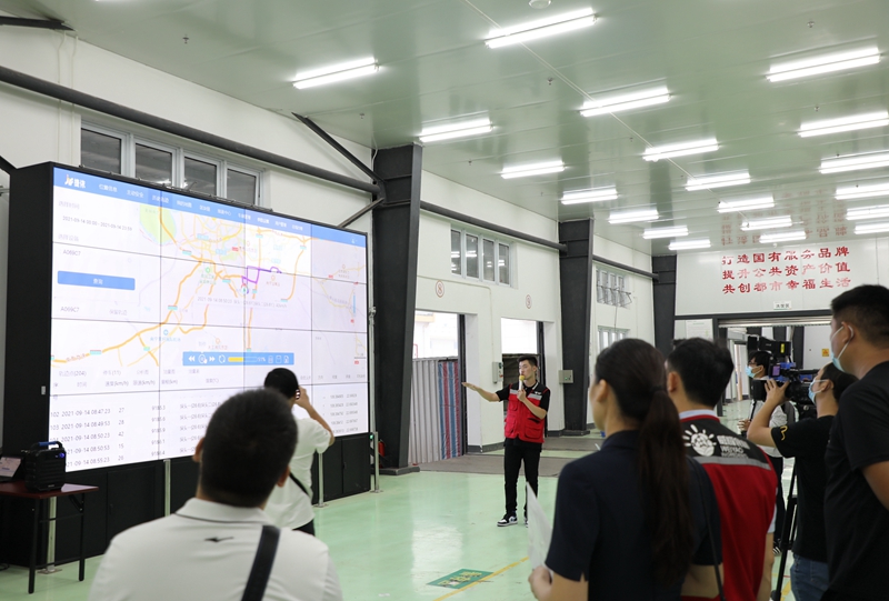 標(biāo)準(zhǔn)化實(shí)時(shí)車(chē)輛定位系統(tǒng)講解.JPG