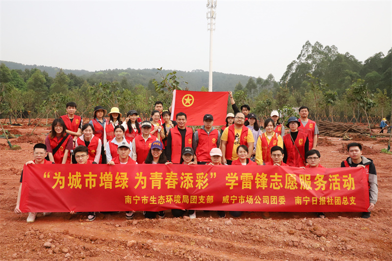 /QJ_793970734270.jpg 活動(dòng)合影(拍攝:焦洋).jpg