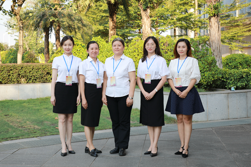 /QJ_366128709368.jpg 新一屆女職工委員會(huì)委員.jpg