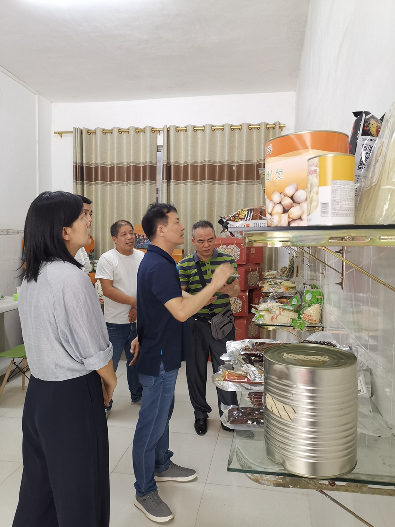 /QJ_366008719120.jpg 山山公司產品展示區(qū).jpg