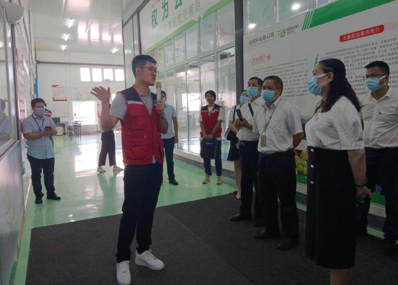 /QJ_734426747965.jpg 考察參觀五象基地廉潔示范點(diǎn).jpg